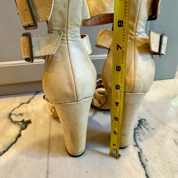 Michael Antonio size 9 gladiator distressed leather sandals - Picture 4 of 9